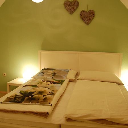 Hofgassl Zentgraf Bed & Breakfast Mörbisch am See Екстериор снимка