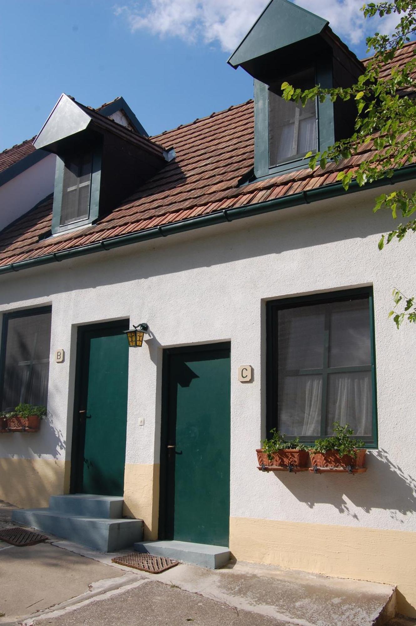 Hofgassl Zentgraf Bed & Breakfast Mörbisch am See Екстериор снимка